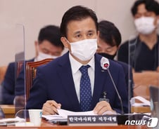 코로나로 날린 매출 11조...마사회 "온라인 마권 팔게 해달라"