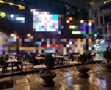 [르포]"빵 다 버려야죠"…'반쪽' 거리두기 완화 첫날, 가게는 텅텅