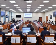 통신3사 '5G품질·알뜰폰 점유' 질타 쏟아낸 국감