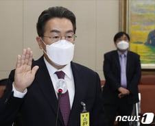 국감서 쿠팡 지배구조 공방...강한승 "한국서 고용·납세하는 한국기업"