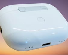 '에어팟 프로2' 케이스에 스피커가?[IT썰]