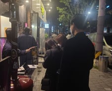 [르포]"아빠는 너구리, 아들은 콘솔 게임 " LG전자 금성오락실 가봤다