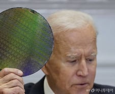 "제발 그만해 나 무서워, 이러다 다 죽어"