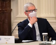 애플, 창사이래 최대실적에도 못웃는 이유 "반도체 공급난"[IT썰]