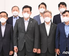 [단독]與, 삼성전자·디플 동시 방문...'美 반도체 압박' 묘안 짠다