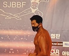 '학위 7개, 자격증 12개'…정년 앞둔 공무원의 소신 "변화와 포기"