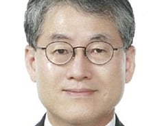 [기고] "왕관을 쓰려는 자 그 무게를 견뎌라"