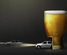 [단독]배전함 '부수고' 다른 차 '들이받고'…20대 음주 뺑소니범 체포