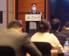 "금융투자 길 열린 탄소배출권...예측 가능한 정책 필요"