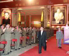 [단독] 北 김정은, 3대혁명서한서 '김일성·김정일' 명칭 다뺐다