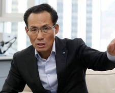 김정기 우리카드 대표 "데이터에서 살 길을 찾는다"