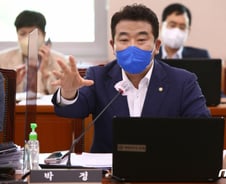 [단독]금감원 막아선 문체부 "뮤직카우는 채권 분배 모델 …'민법' 적용"