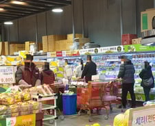 홈플러스·롯데마트 사라진 자리 채우는 '식자재마트'