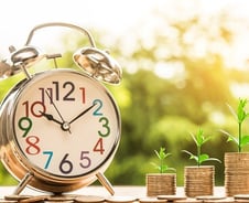 "저 사람, 언제 저렇게 잘 나갔지?"…이런 생각 들 때 해결책[줄리아 투자노트]