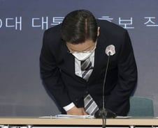 [단독]與 선대위 "이재명 아들 도박폭로 공작설 의원들 직접 언급말라"