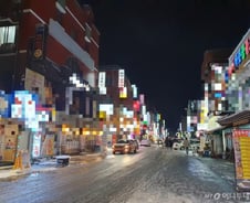 [르포]영업제한에 폭설까지 '패닉'…"웃돈 줘도 배달라이더 못 구해"