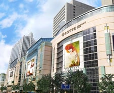 유통업계 ESG 선도하는 롯데쇼핑 "더 나은 지구 만들 것"