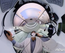 치료제 없는 재택치료의 역설, 비대면 진료 도입 촉매될까