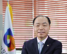 16조원 규모 긴급 수혈…"내년 소상공인 지원 핵심은 경쟁력 향상"