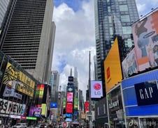 S&P '또 사상최고'...국채금리 상승에 기술주↓ [뉴욕마감]