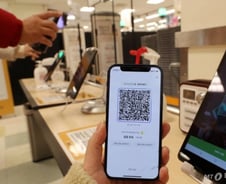 [기자수첩]달 가리키는데 손만 본 정부