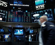 연준 '조기 긴축' 예고에…나스닥, 11개월만 최악의 한주 [뉴욕마감]