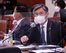 尹 '선제타격론', 외교적으로 맞나?…조태용 "北만 문제 삼을 것"