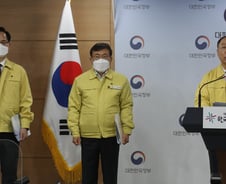 "집값이 뛰어 세금 더 걷힌다고, 정부가 어떻게 얘기하나요"