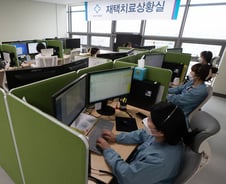 [단독]한달새 관리할 환자 250→1000명…눈물 쏟는 의료진