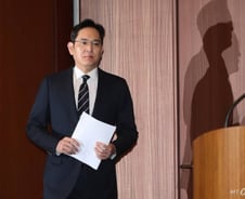 [단독]삼성 준법위 '지배구조 개편' 이재용 의견 듣는다...만남 정례화 추진