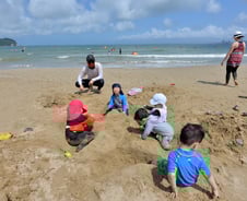 "없는 것보단 낫네"...'모래 상자' 덕분에 생긴 일자리 6000개