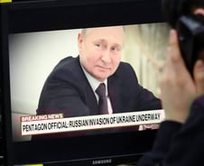 하루 만에 코스피 반전…'푸틴 침공'에도 韓증시 왜 올랐을까