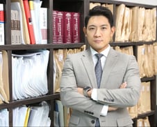 '환자 마음 치료하는 그 변호사'…성형업계가 주목하는 이유는