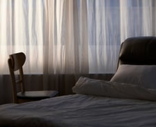 구인정보지 꼭 쥐고, 분리수거 끝내고…'고독사' 마지막 모습들