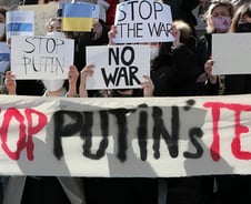 놀란 세계, '군비 경쟁'이 다시 시작됐다 [광화문]