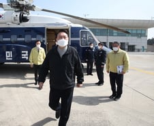 [단독]'윤석열 정부' 수석비서관 8명→3명 검토…'기동 조직'으로