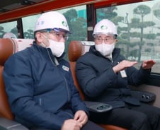 한울원전 찾은 문승욱 산업장관 "원전4기 속도감있게 완공해야"