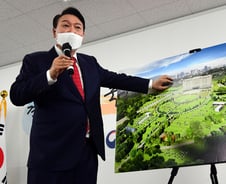 [단독]尹당선인측 "통의동에 혈세 투입 방탄유리 설치 부적절"