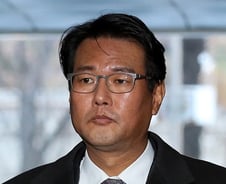 [단독] 美 바이든, 尹과 신속 통화한 까닭...김태효 논문에 답 있다