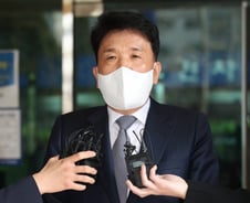 [단독]함영주 'DLF 중징계 효력' 항소심 선고까지 중단(상보)