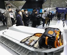 [단독]매년 수만개 버려질 전기車 배터리…재활용 기준 만든다