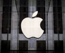 [단독]애플도 '꼼수' 택했다…6월부터 수수료 4%p만 깎고 3자결제 허용