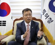 '코리안 R&D 패러독스' 해결사로 나선 김용래 특허청장