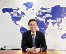 오겜·복면가왕 받친 K콘텐츠 해결사, '돈' 얘기 꺼낸 진짜 이유는?