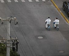 "봉쇄한 건 중국인데…" 왜 세계 경제까지 답답한 거야