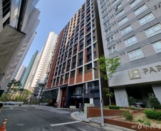 [르포] 월세 400만원, '주방·거실'은 같이 쓰는데…"빈방 없어요"