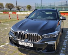 "이게 다 기본 옵션?" BMW X6 M50i '1억' 돈값 하지만…[차알못시승기]