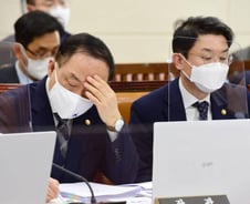 "집값·가계빚, 실패했습니다"...정부가 반성문 쓴 이유[세종썰록]