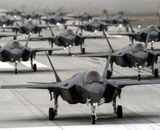 [단독]北눈치보기 논란 국방백서…'전략적 타격' 표현 바뀐다