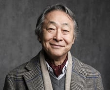 '42년 치과의사'의 삶에 찾아온 연기…76세 배우의 '설레는 노년'